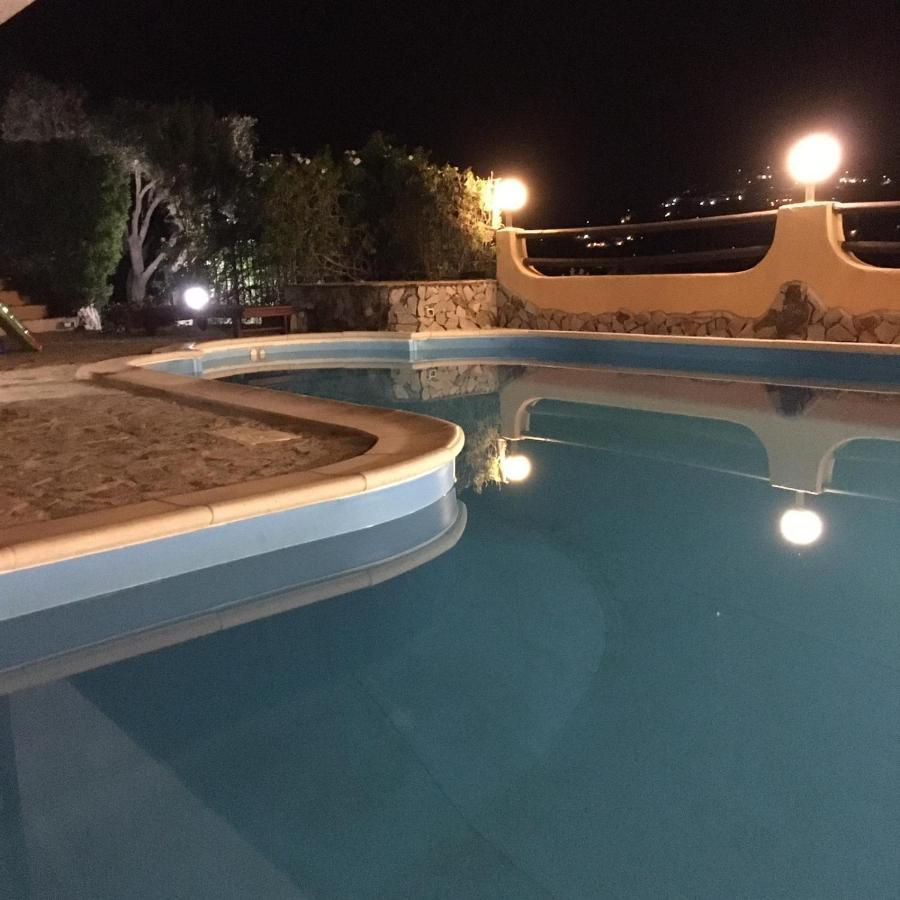 Villa Vittoria With Private Heated Swimming Pool Complete With Hidromassage For Exclusive Use , Sea View, 150 Meters From The Beach Torre delle Stelle Exterior foto