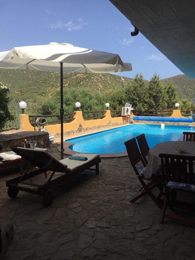 Villa Vittoria With Private Heated Swimming Pool Complete With Hidromassage For Exclusive Use , Sea View, 150 Meters From The Beach Torre delle Stelle Exterior foto