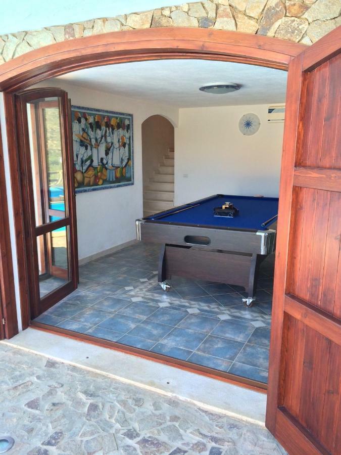 Villa Vittoria With Private Heated Swimming Pool Complete With Hidromassage For Exclusive Use , Sea View, 150 Meters From The Beach Torre delle Stelle Exterior foto